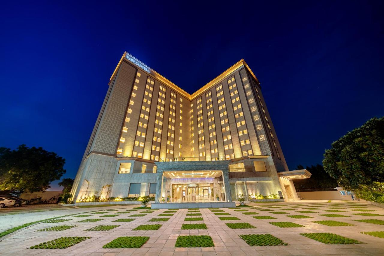 Vivanta Ahmedabad Sg Highway Luaran gambar